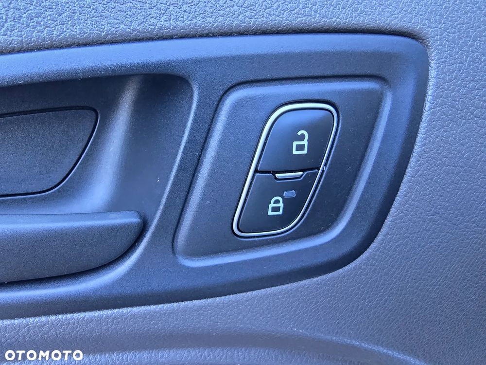 Ford Transit Connect - 14