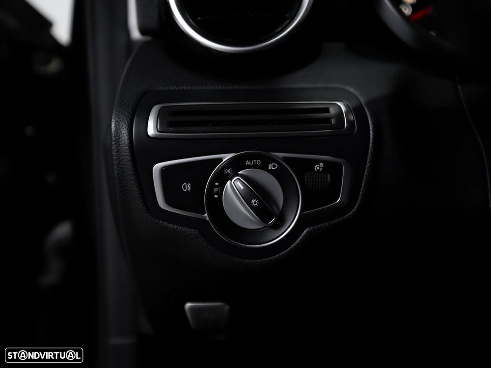 Mercedes-Benz C 300 de Avantgarde - 13