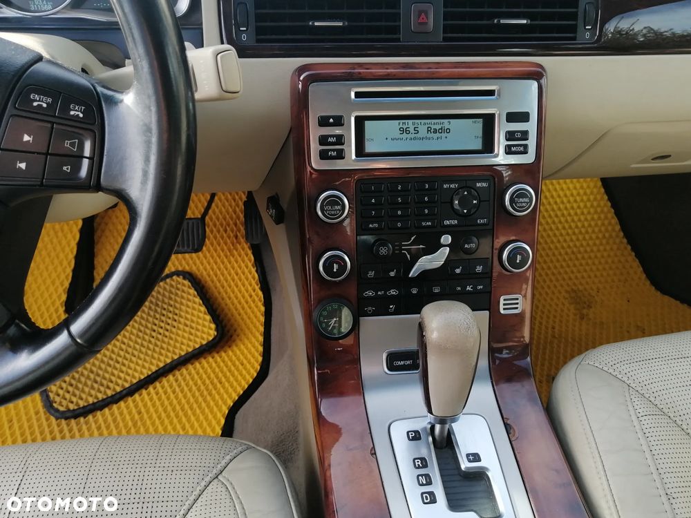 Volvo S80 4.4 V8 AWD R-Design Momentum - 34