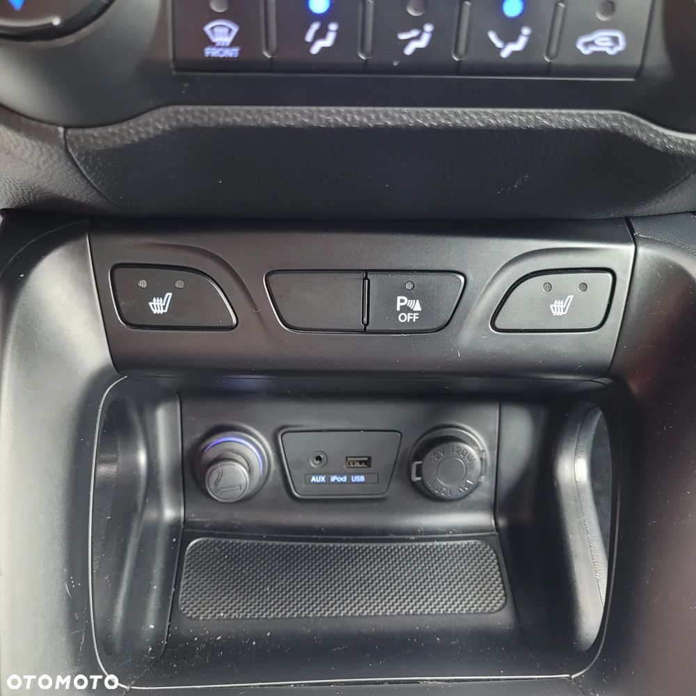 Hyundai ix35 2.0 CRDi 4WD Premium - 29
