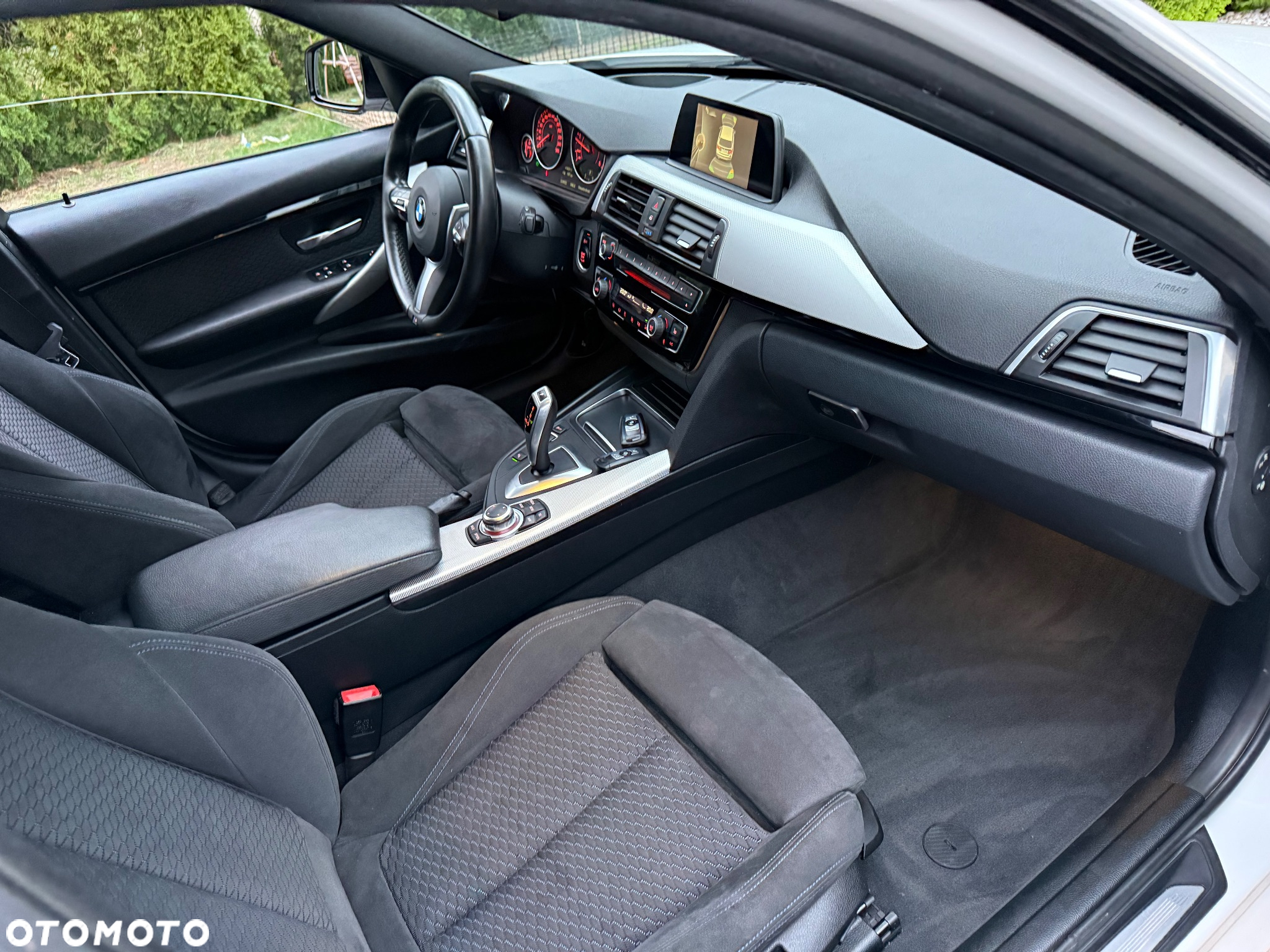 BMW Seria 3 320d Touring M Sport - 19