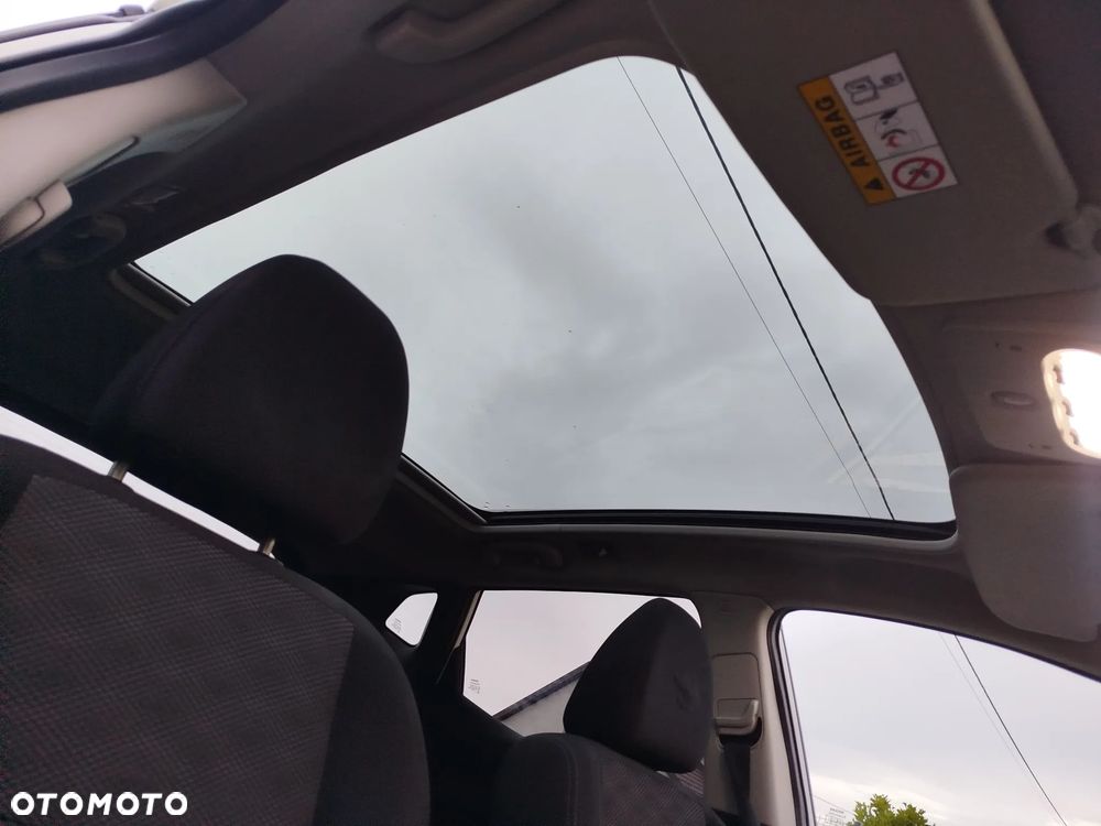 Nissan Qashqai 1.5 dCi Tekna - 16