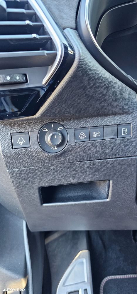 DS Automobiles DS 7 Crossback 1.6 PHeV FWD 225 EAT8 PERFORMANCE LINE + - 34