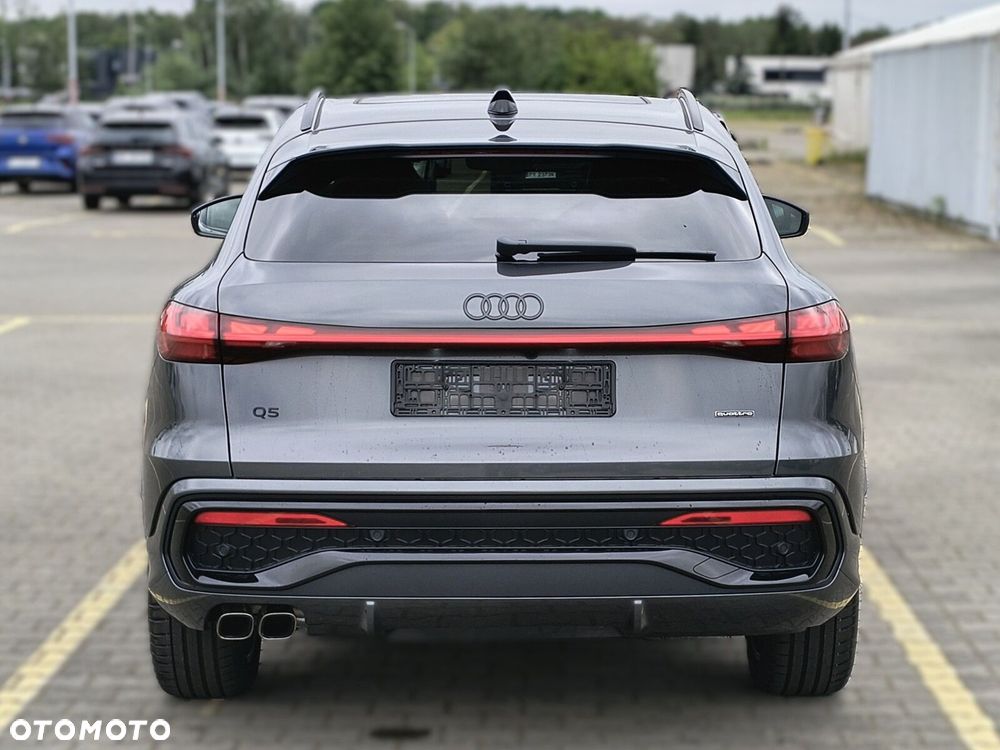 Audi Q5 Sportback - 4