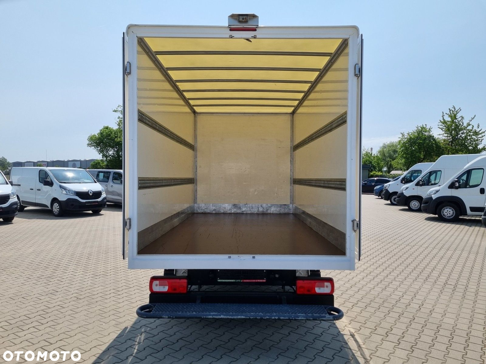 Volkswagen Crafter *89999zł NETTO* Kontener 8 ePAL 2,0 TDi/140KM - 11