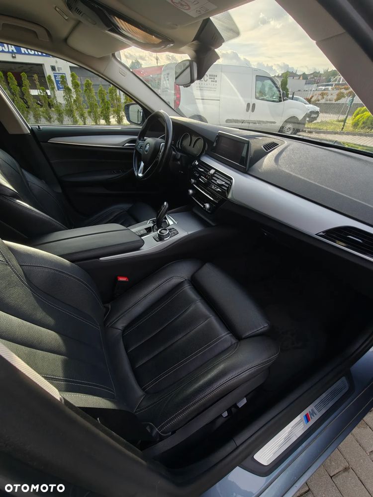 BMW Seria 5 520d M Sport Edition - 22