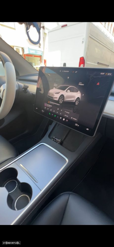 Tesla Model Y Tração Traseira - 27