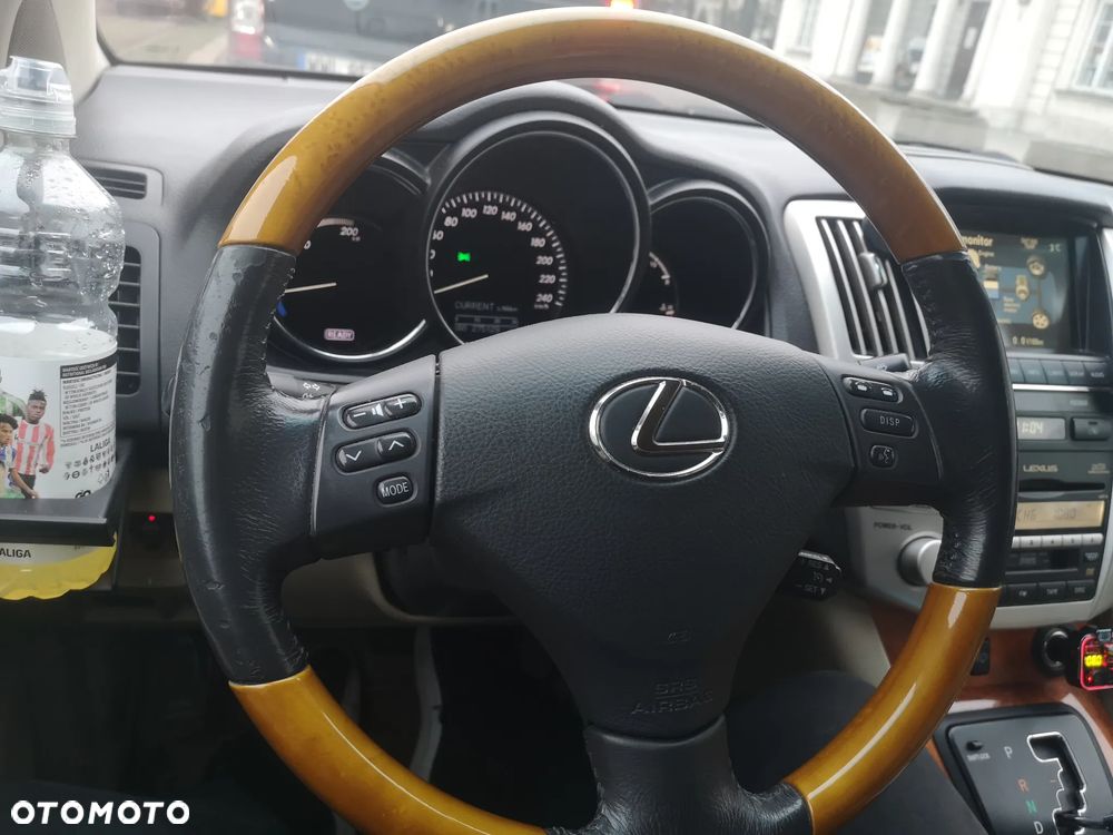 Lexus RX 400h Prestige - 37