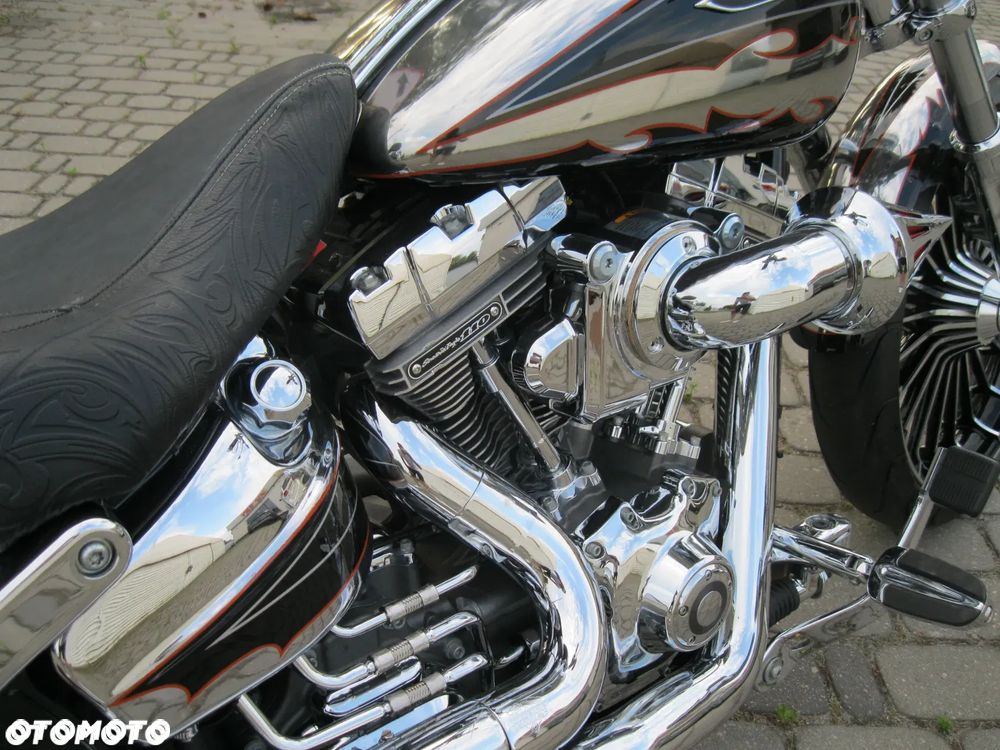 Harley-Davidson FXSB Breakout - 11