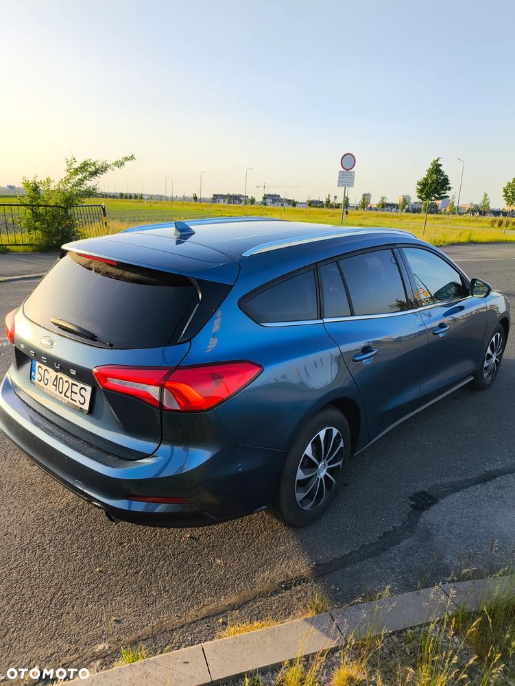 Ford Focus 2.0 EcoBlue Titanium - 3