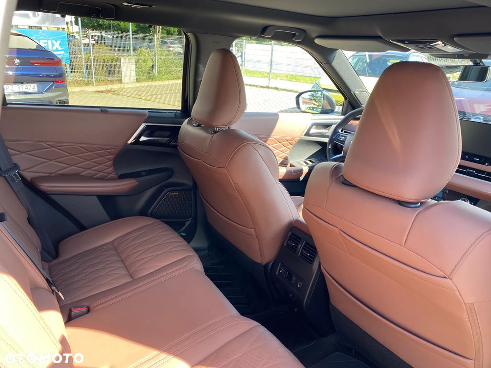 Mitsubishi Outlander Instyle Plus - 10