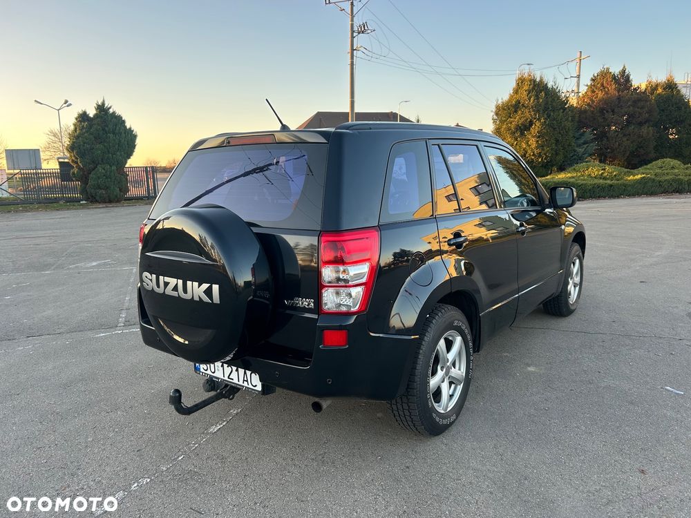 Suzuki Grand Vitara 2.0 - 4
