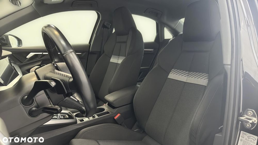 Audi A3 Limousine 35 TFSI mHEV S tronic - 12