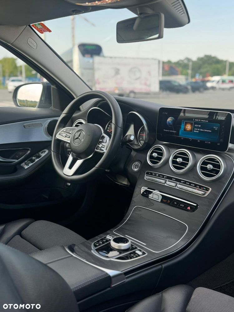Mercedes-Benz Klasa C 180 d 9G-TRONIC - 23