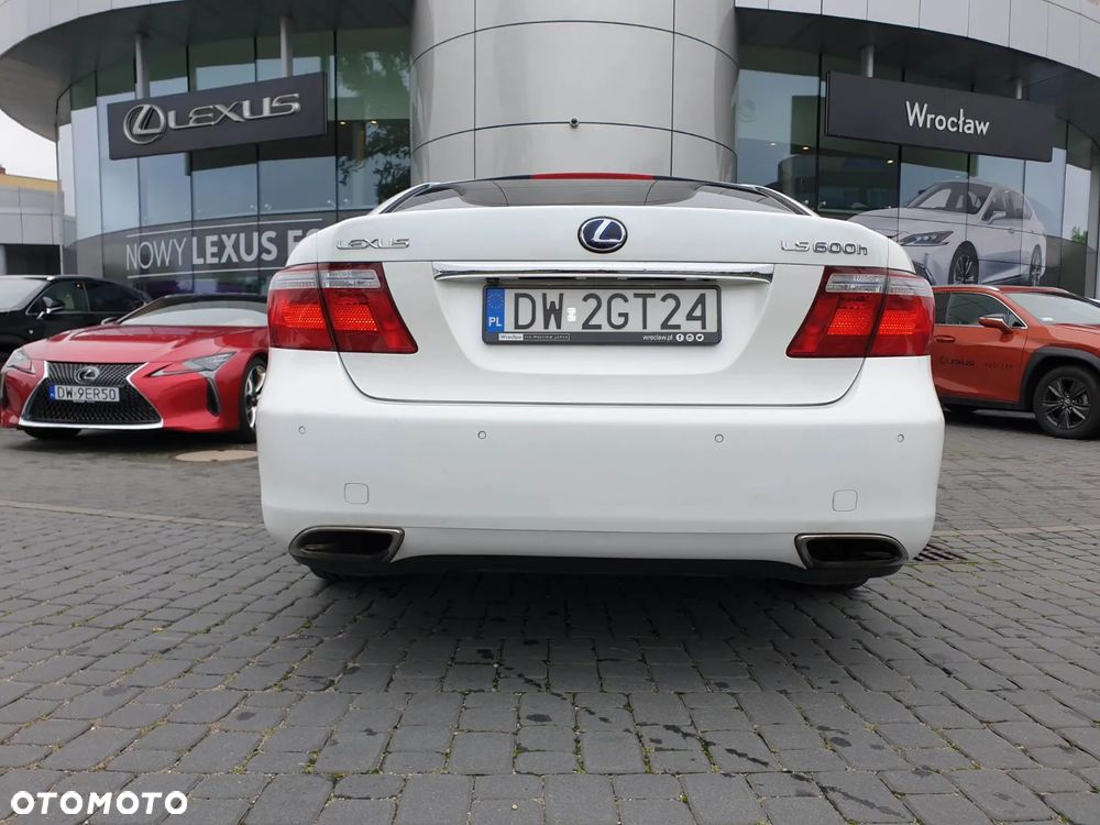 Lexus LS 600h Elegance - 2