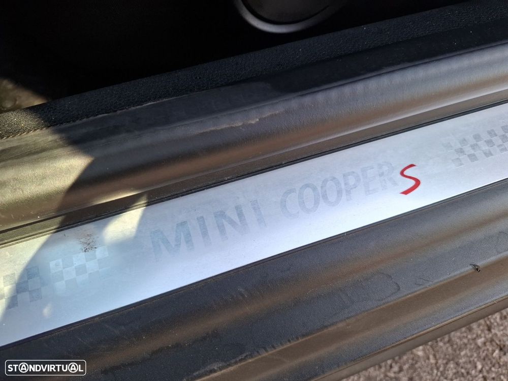 MINI Cabrio Cooper SD - 24