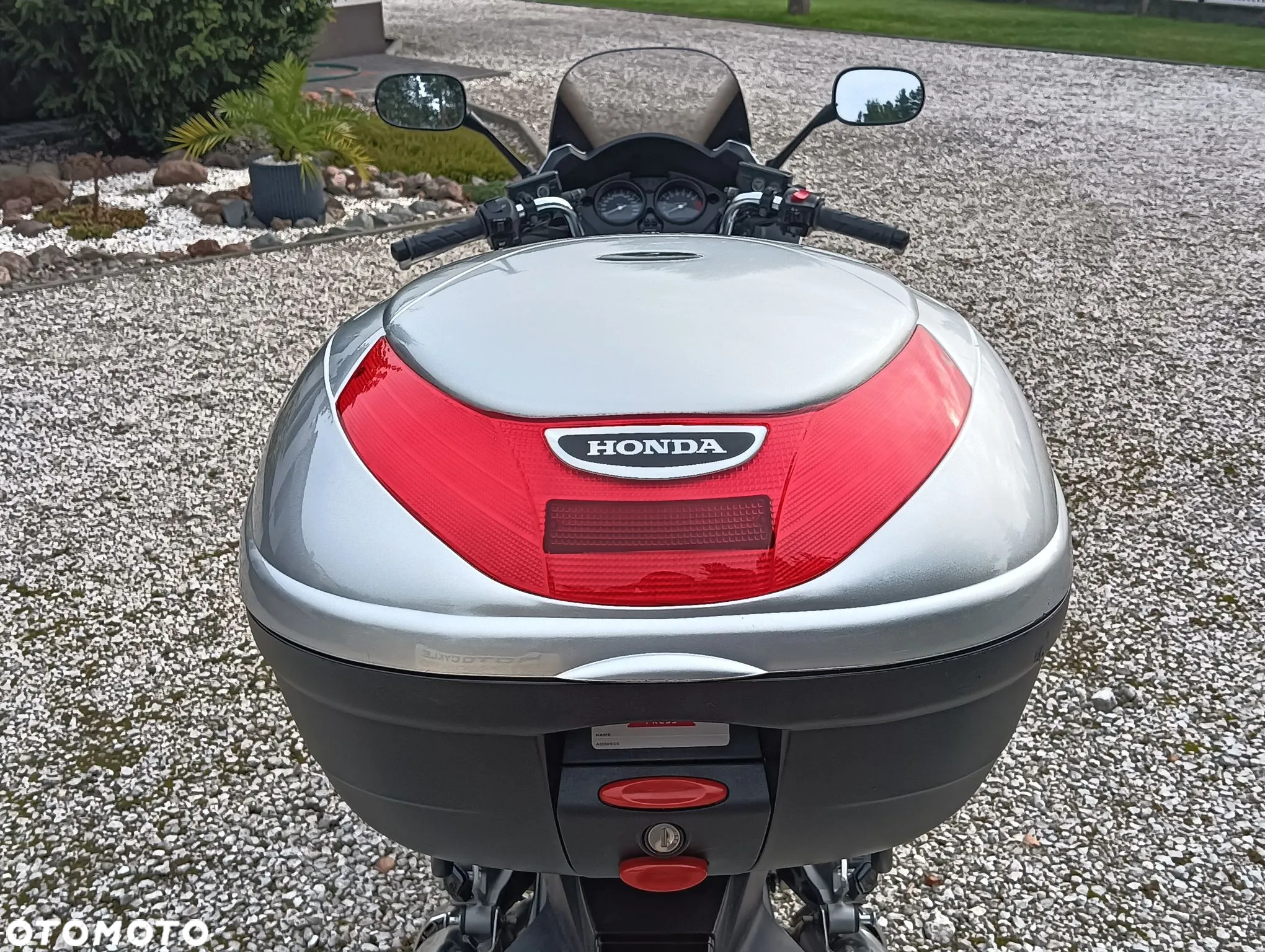 Honda CBF - 18