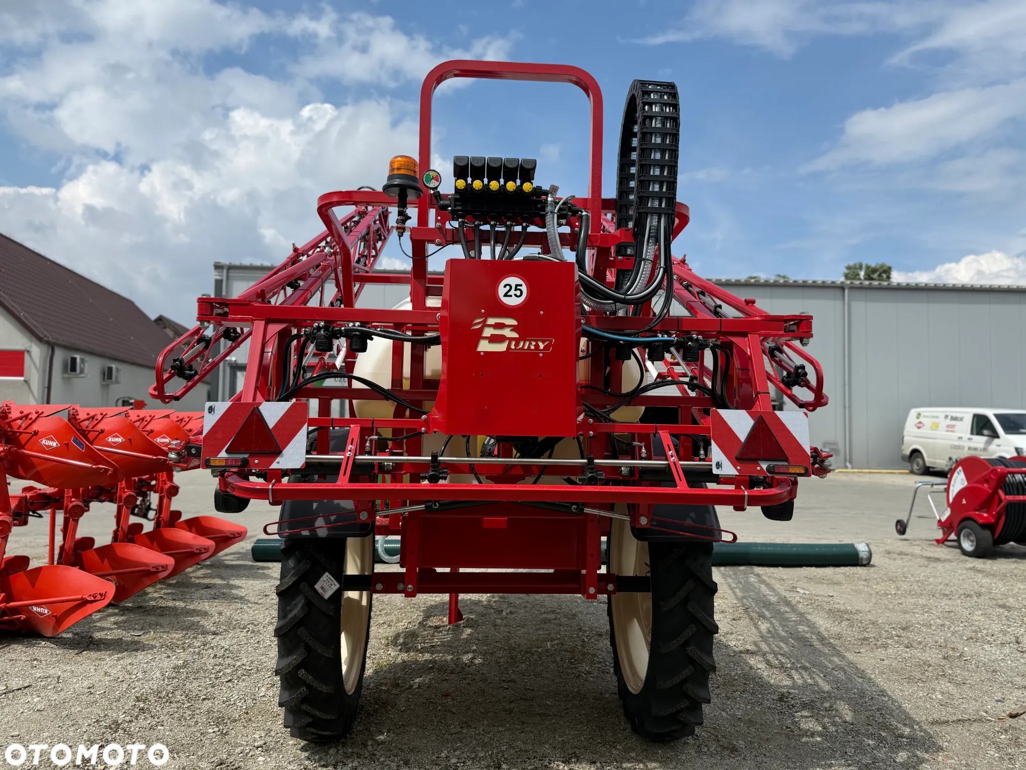 BURY Opryskiwacz Bury Pelikan 2000l / 18m (KMK Agro) - 7