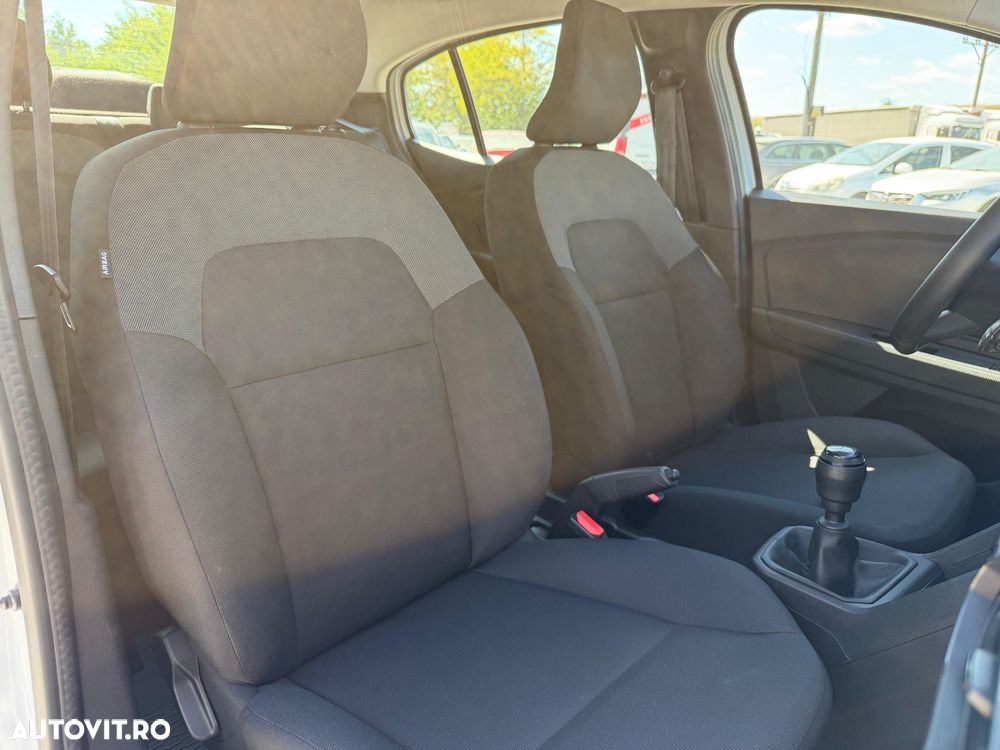 Dacia Logan TCe 90 MT5 Essential - 14