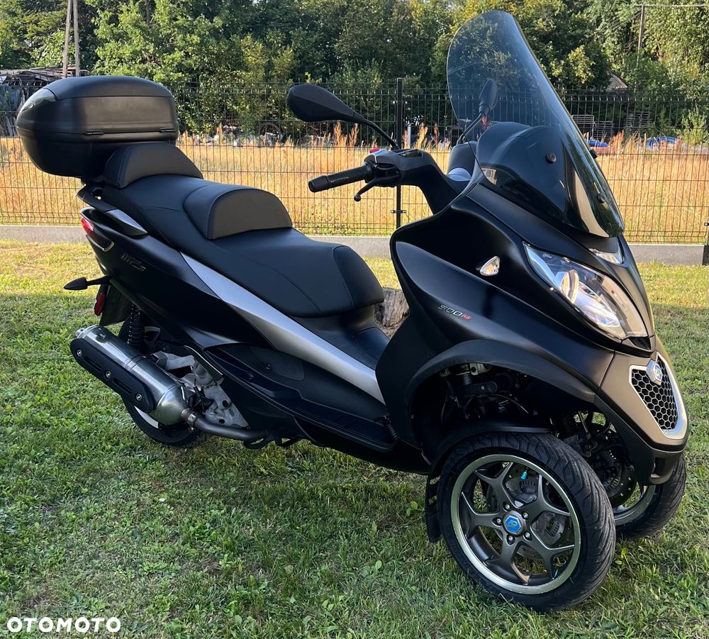 Piaggio MP-3 - 1