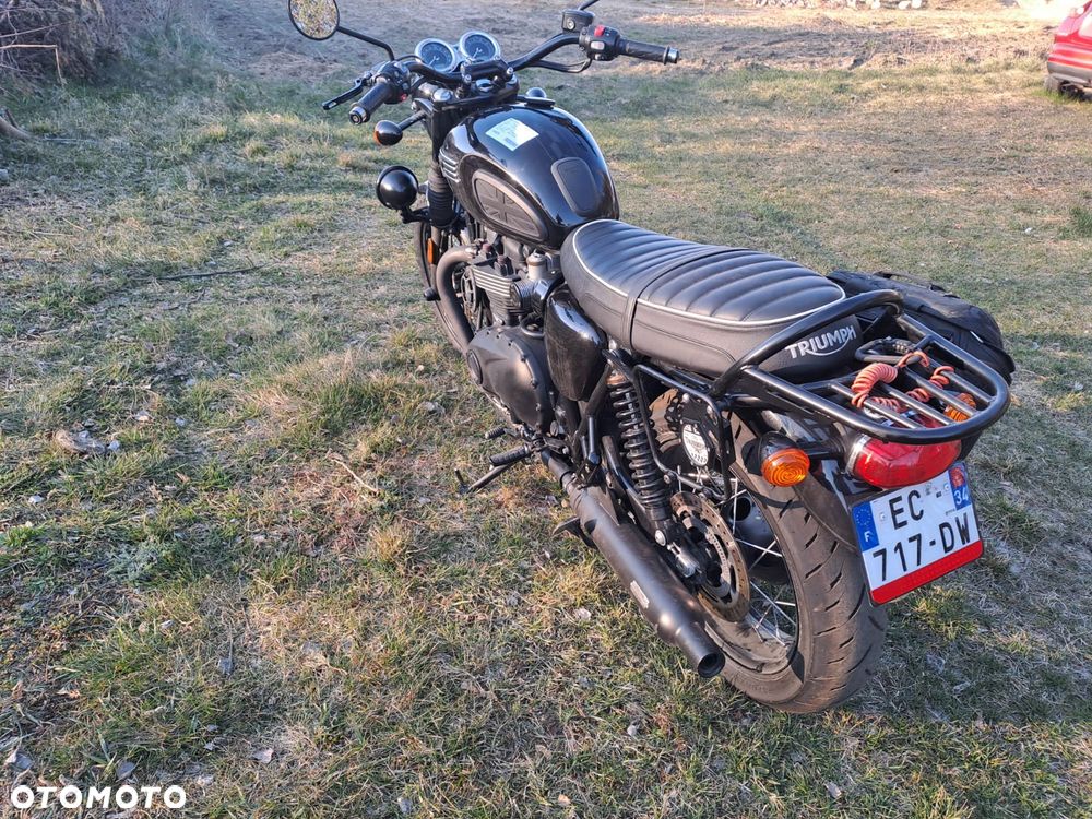 Triumph Bonneville - 5
