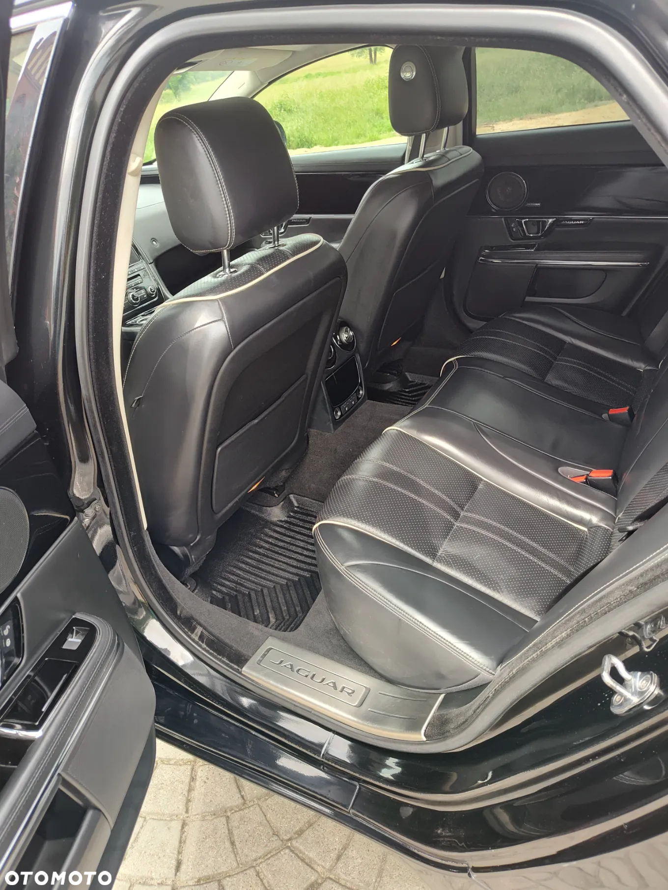Jaguar XJ 3.0 V6 Diesel Portfolio - 8