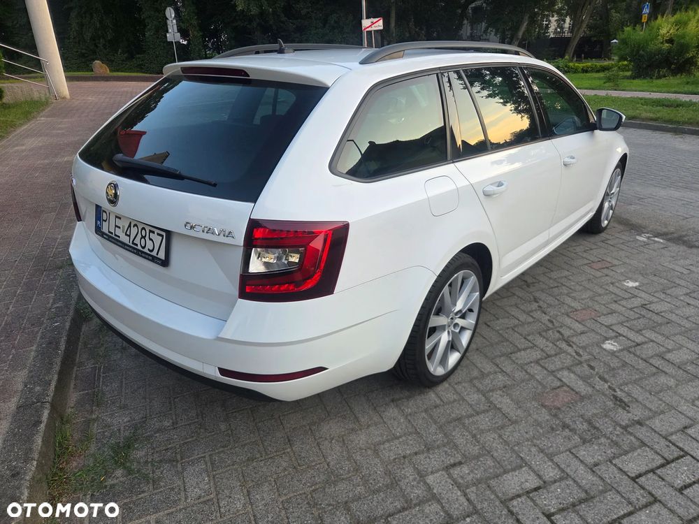 Skoda Octavia 2.0 TDI DSG Soleil - 6