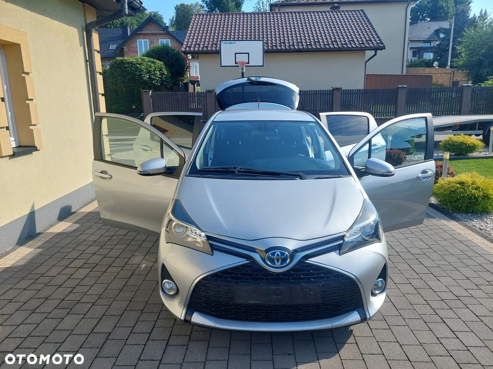 Toyota Yaris - 1