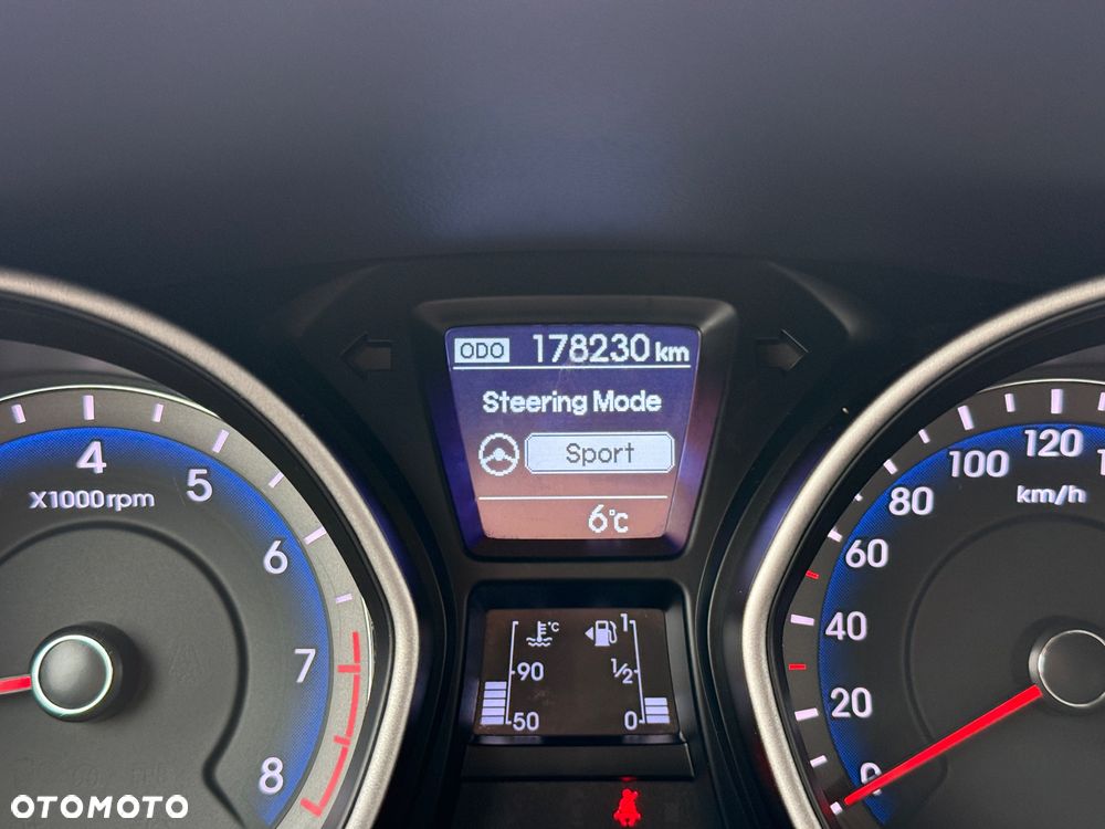 Hyundai i30 1.4 Passion - 25