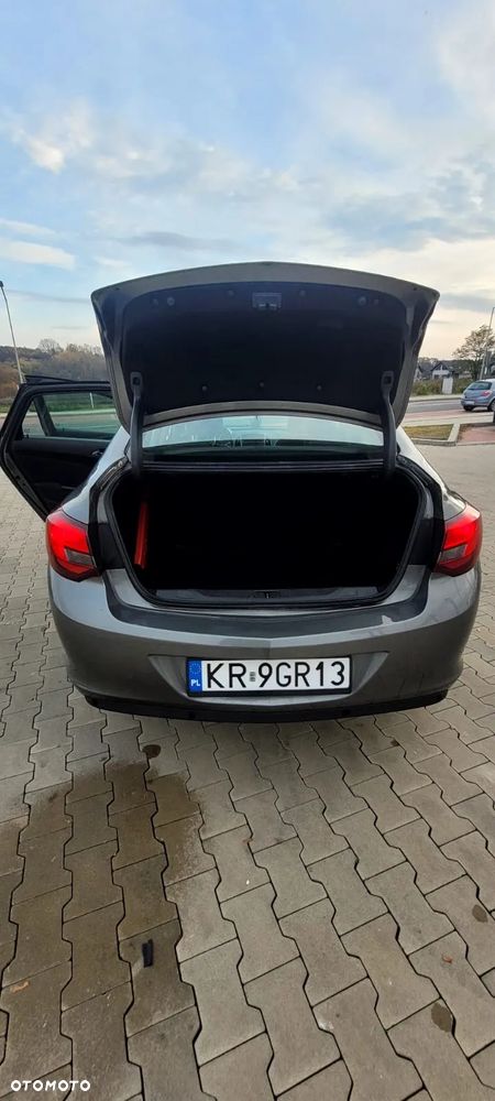 Opel Astra IV 1.6 Energy EU6 - 7