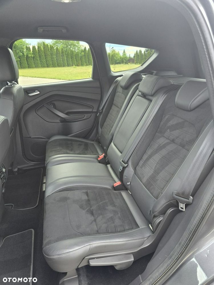 Ford Kuga - 19