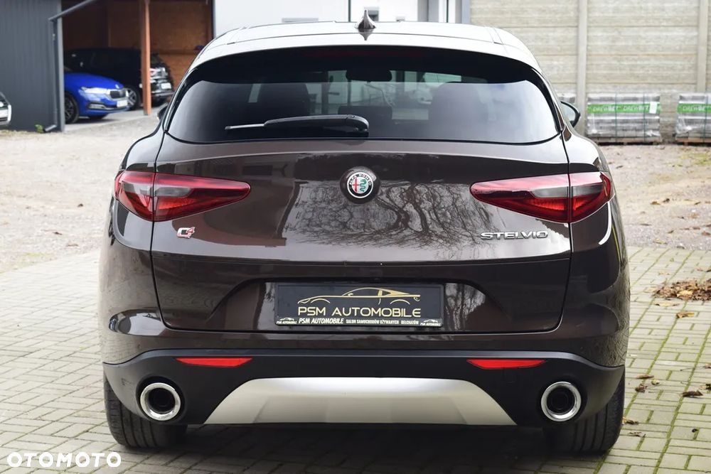 Alfa Romeo Stelvio 2.0 Turbo Super Q4 - 12