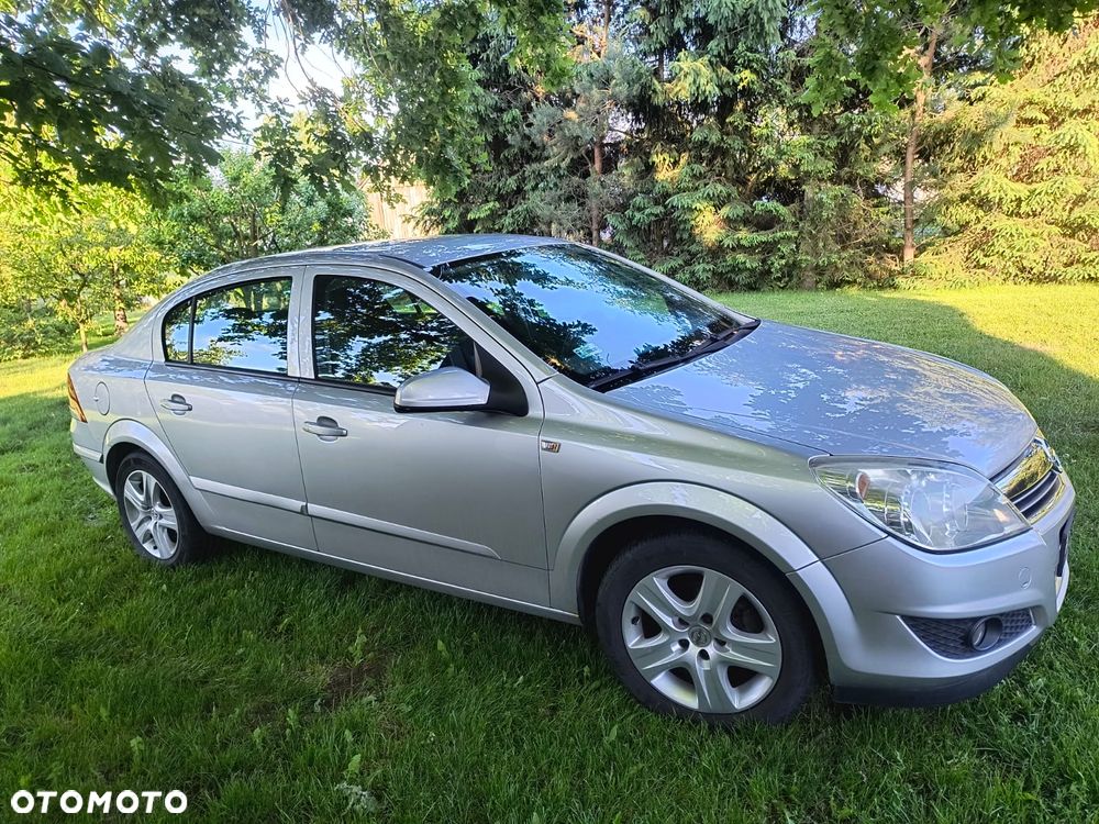 Opel Astra 1.3 CDTI Enjoy - 10
