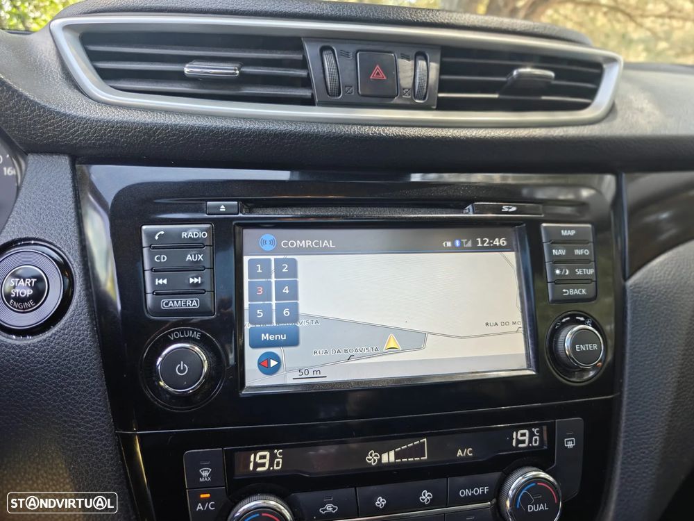 Nissan Qashqai 1.5 dCi N-Connecta 18 - 33