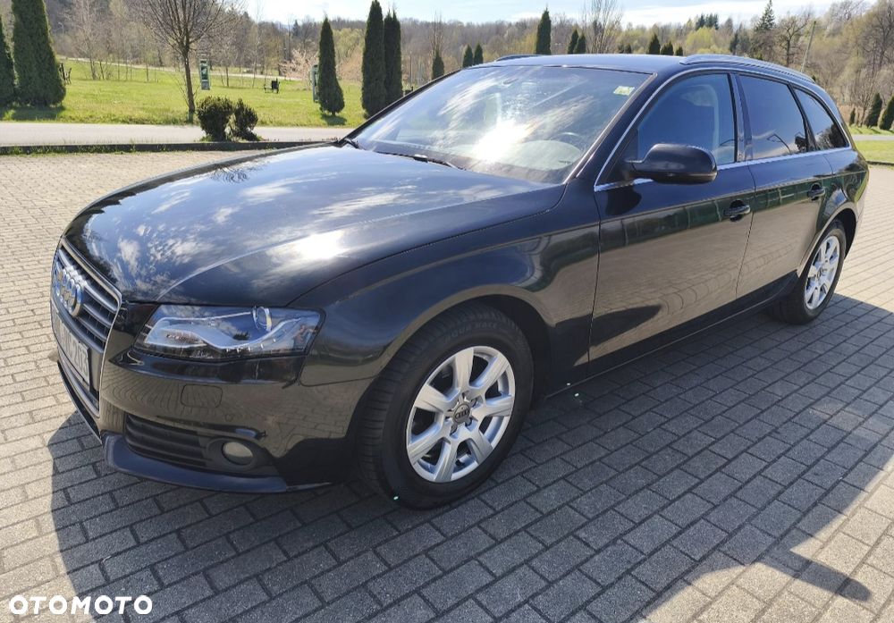 Audi A4 Avant 2.0 TDI DPF quattro - 1