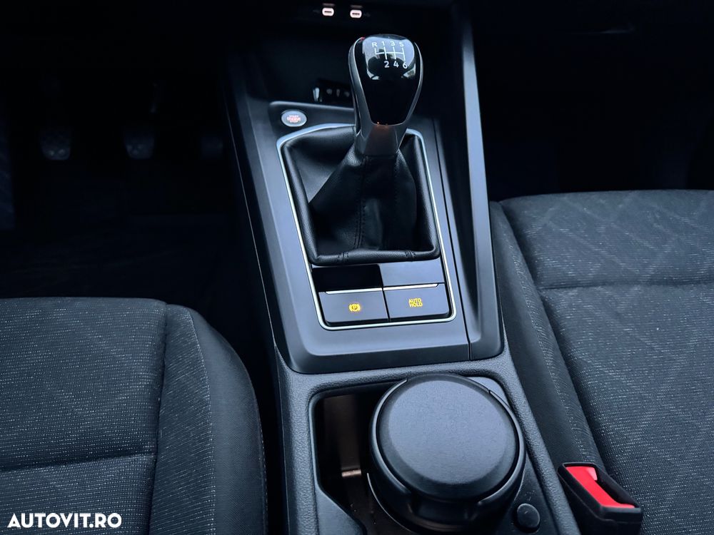 Volkswagen Golf 1.0 TSI Comfortline - 14