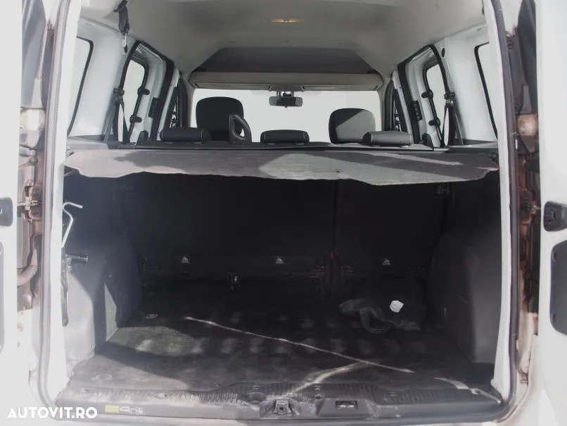 Dacia Dokker 1.5 Blue dCi Laureate - 5