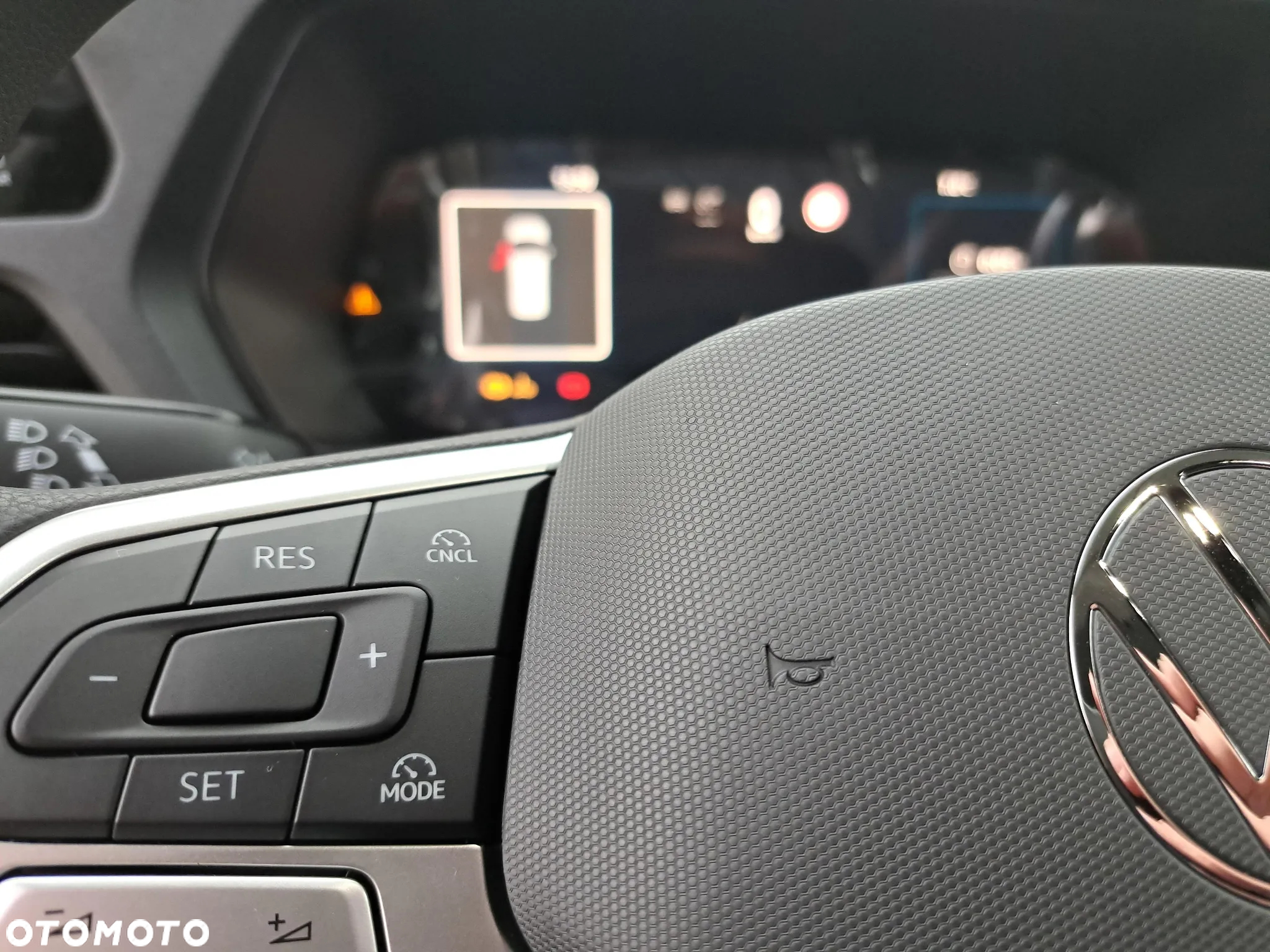 Volkswagen Caddy Cargo - 11