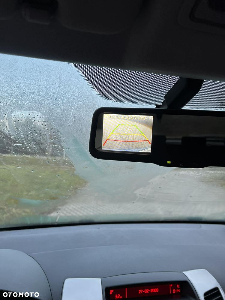 Kia Venga 1.4 CVVT ISG Edition 7 - 17