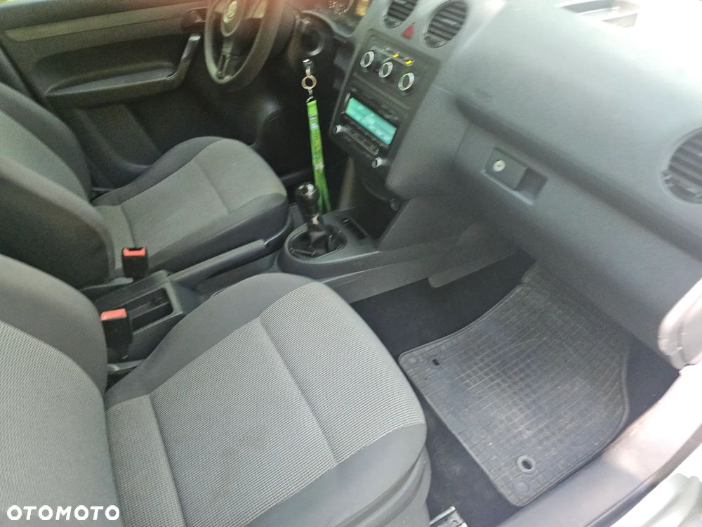 Volkswagen Caddy - 12