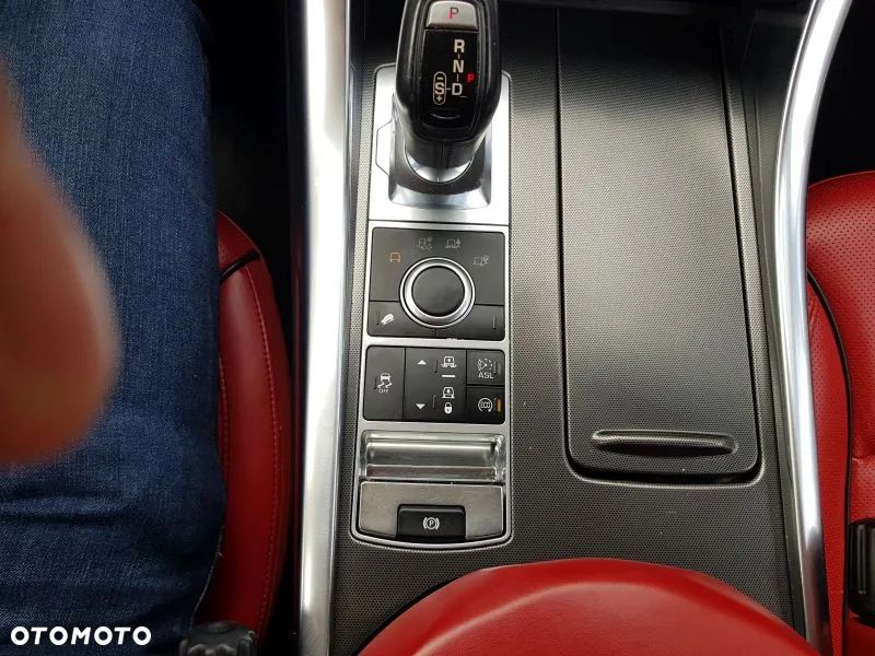 Land Rover Range Rover Sport S 3.0 SD V6 HSE - 28