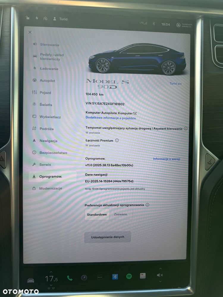 Tesla Model S - 30