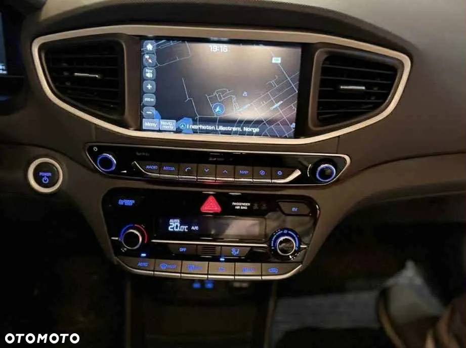 Hyundai IONIQ - 8