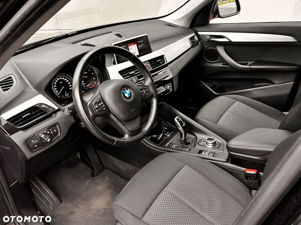 BMW X1 sDrive18d - 24