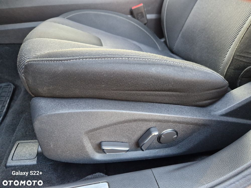 Ford Mondeo Turnier 2.0 EcoBoost Start-Stopp Autom Titanium - 16