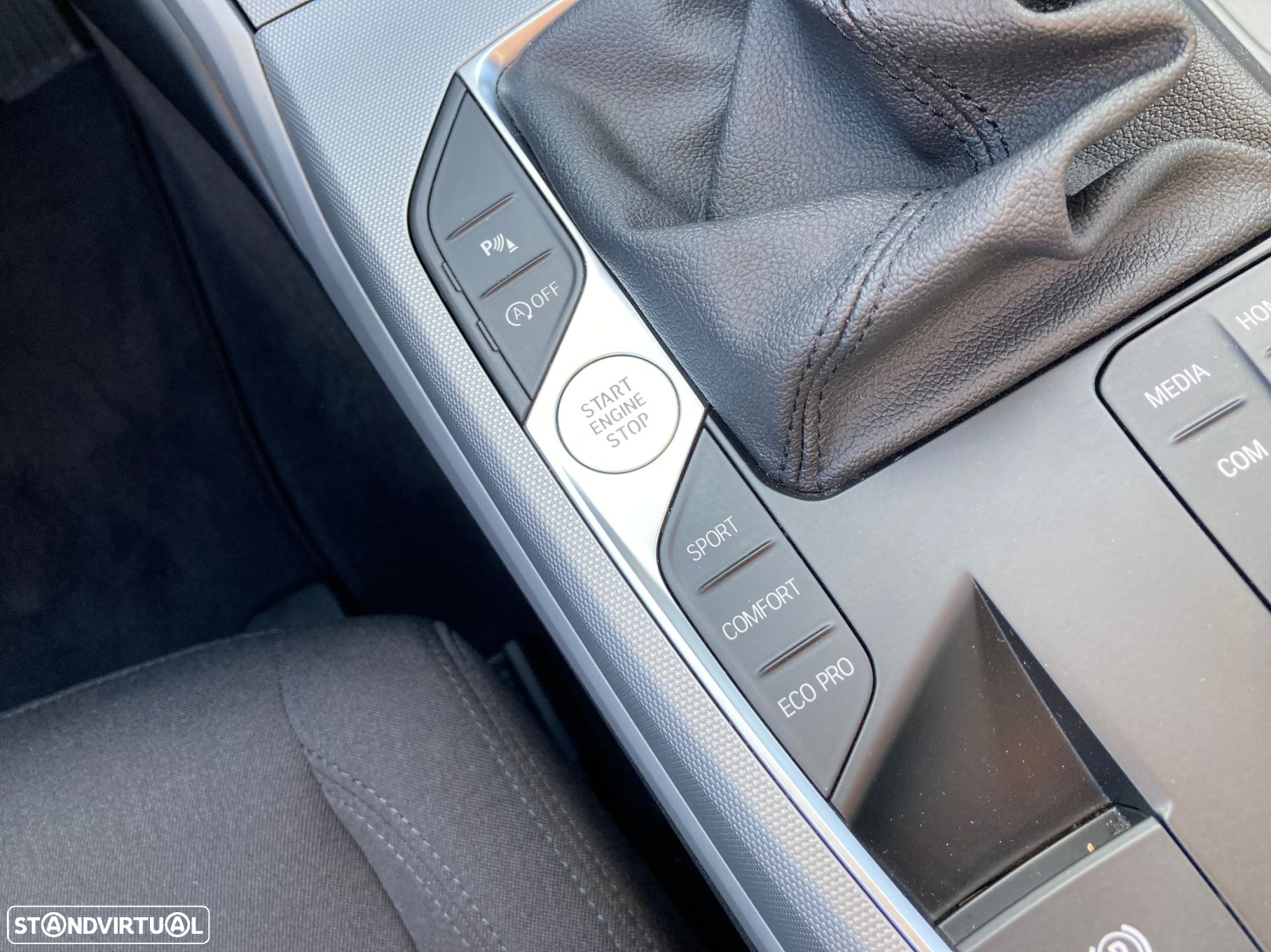 BMW 318 d Touring Corporate Edition - 24