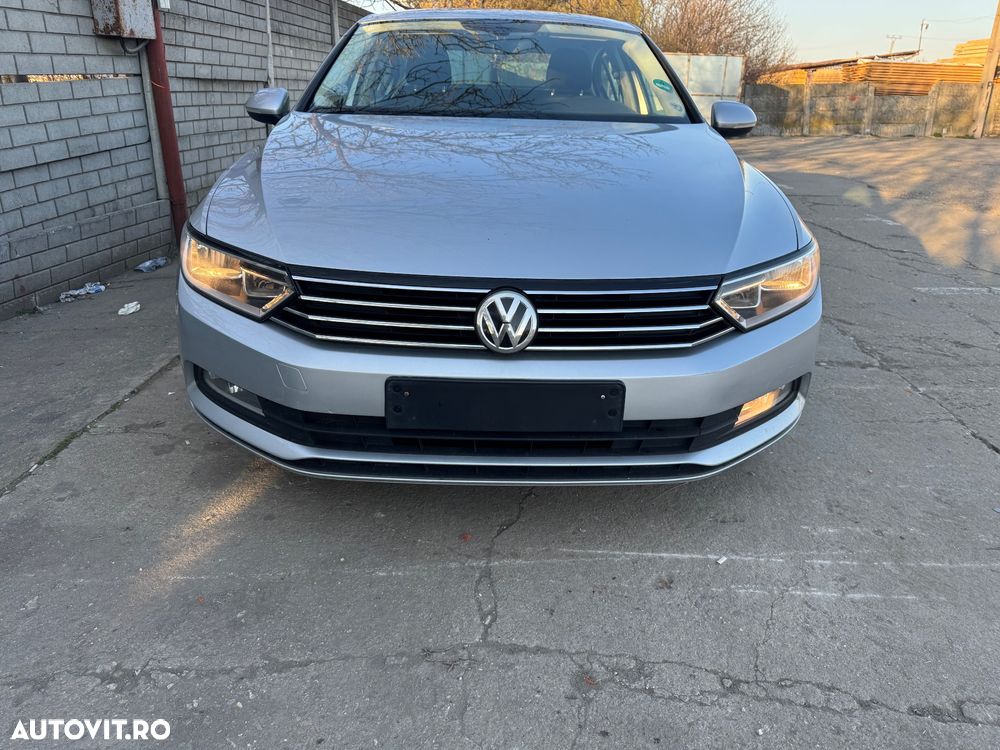 Volkswagen Passat 1.4 TSI ACT Comfortline - 10