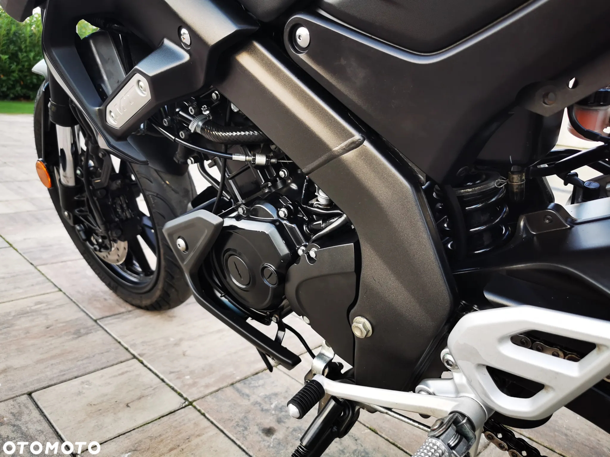 Yamaha MT - 17