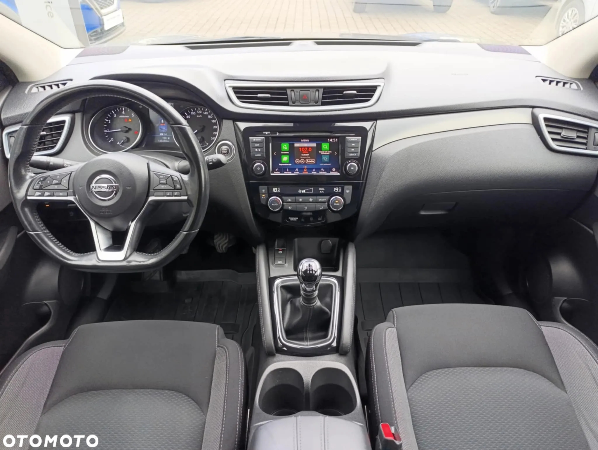 Nissan Qashqai 1.3 DIG-T N-Connecta - 16