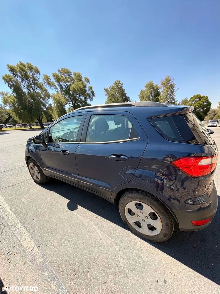 Ford EcoSport - 5